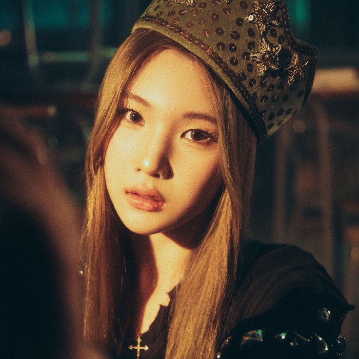 hearts2hearts-juun-profile-1.jpg