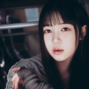 hearts2hearts-ye-on-profile-1.jpg
