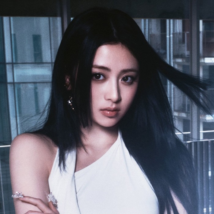 Yunjin (LE SSERAFIM) Profile: Age, Height, Weight, MBTI, Birthday ...